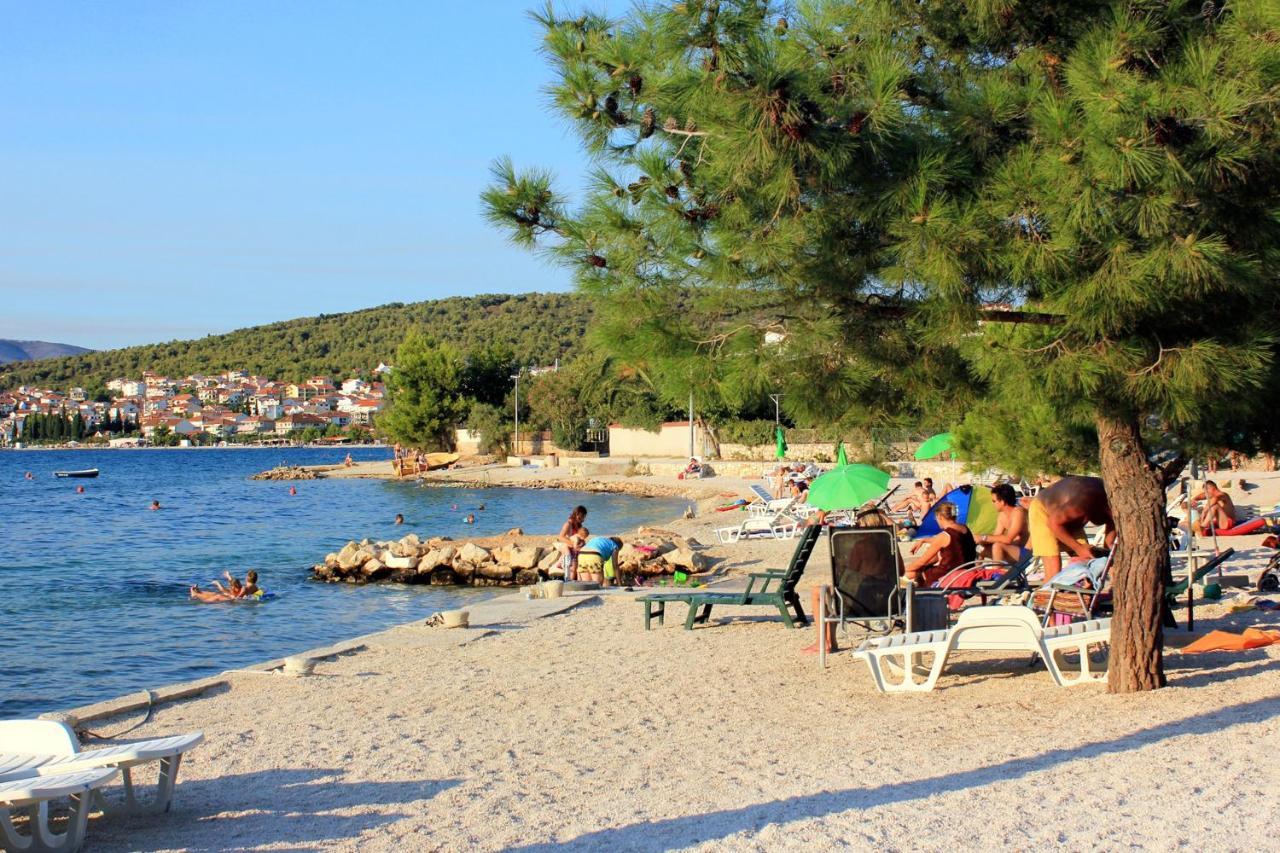 Apartments By The Sea Trogir - 21215 Eksteriør billede